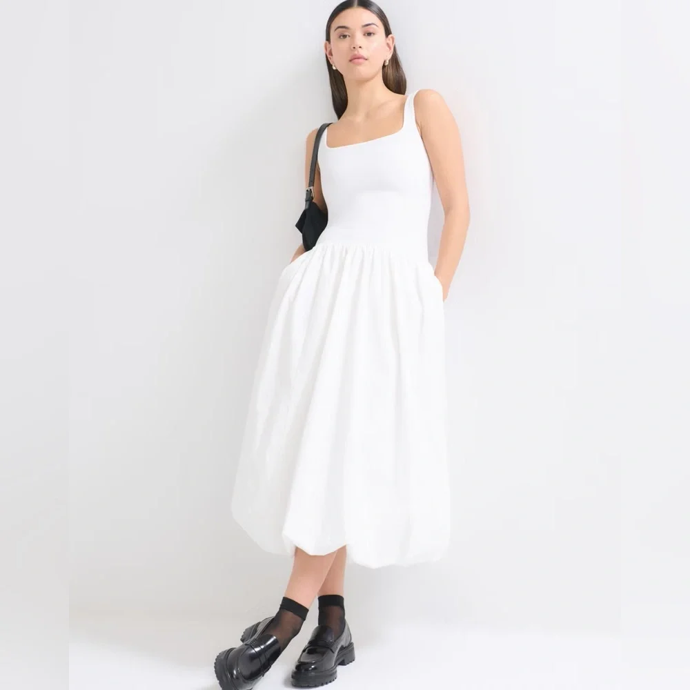 Abercrombie & Fitch classic sleeveless